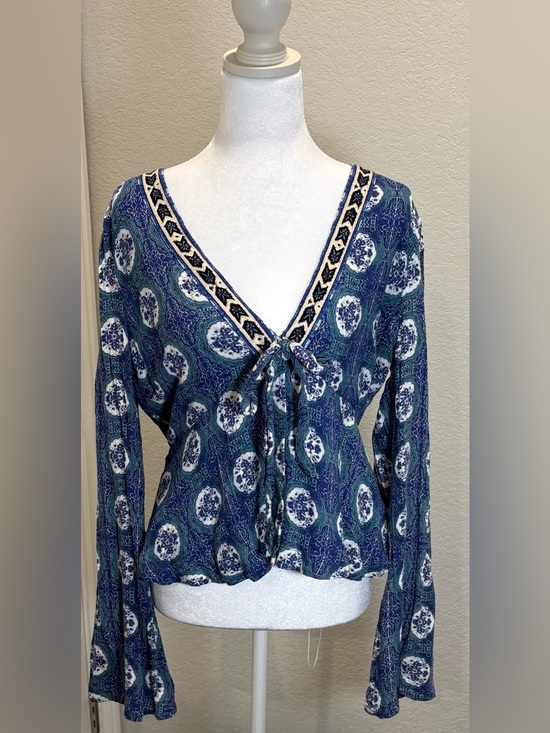 Free People Tops - Free People Blue Teal Boho Tie Front Bell Sleeve Top Large